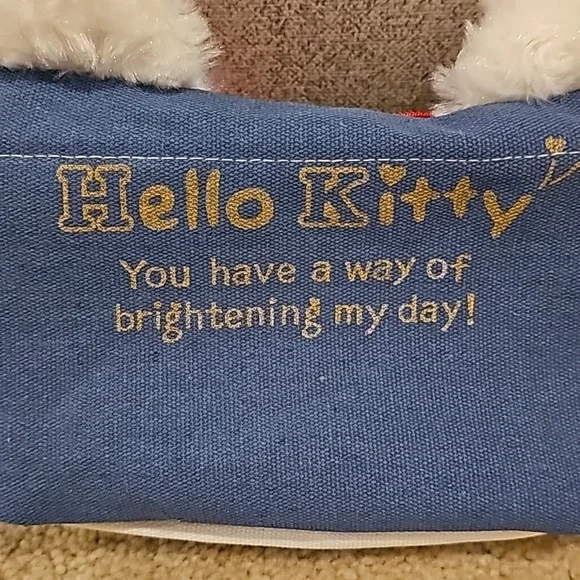 Hello Kitty Pouch - Picture 4 of 7